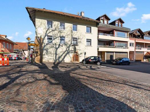 Haus zum Kauf 499.000 € 17 Zimmer 504 m² 1.435 m² Grundstück Grießen Klettgau 79771