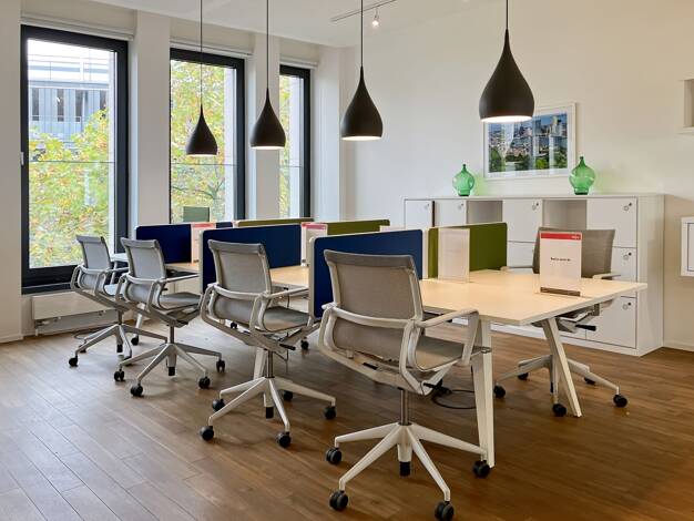 Bürofläche zur Miete provisionsfrei 389 € 10 m² Bürofläche Ottenser Hauptstr. 2 Ottensen Hamburg 22765