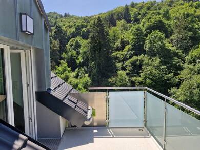 Wohnung zur Miete 979 € 4 Zimmer 102 m² Dachgeschoss, 4. Geschoss frei ab sofort Trarbach Traben-Trarbach 56841