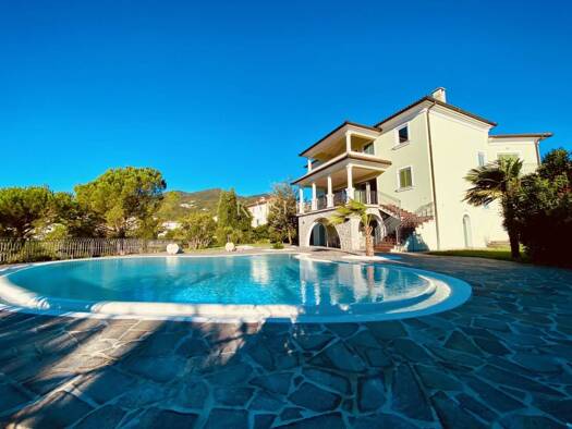 Einfamilienhaus zum Kauf 2.600.000 € 9 Zimmer 530 m² Pobri, Opatija - Okolica Opatija 51410