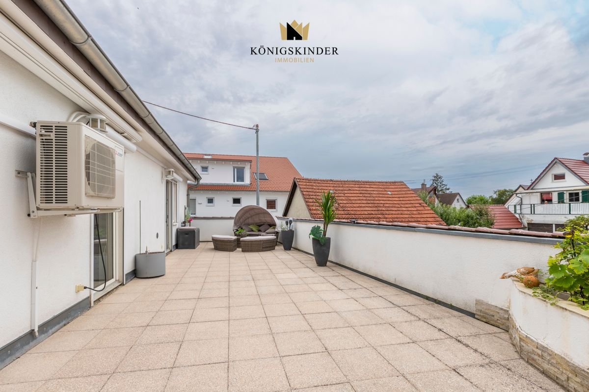 Mehrfamilienhaus zum Kauf provisionsfrei 1.100.000 € 14 Zimmer 404 m²<br/>Wohnfläche 416 m²<br/>Grundstück Tiefenbronn Tiefenbronn 75233