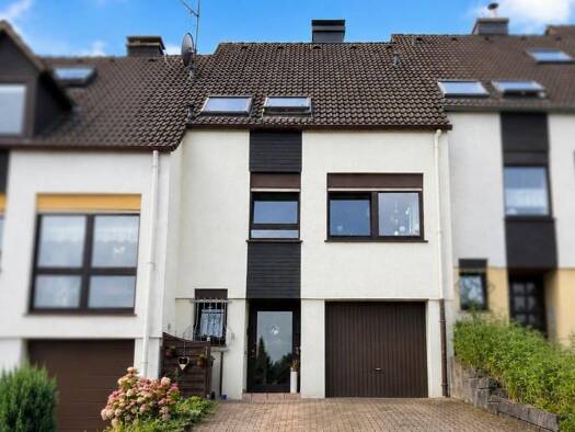 Reihenmittelhaus zum Kauf 345.000 € 5,5 Zimmer 128 m² 232 m² Grundstück Oelkinghausen Ennepetal 58256