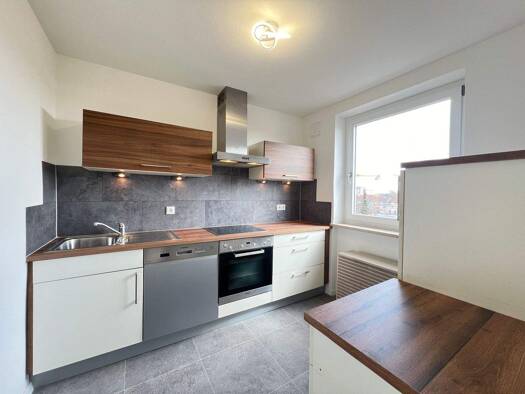 Studio zum Kauf 125.000 € 1 Zimmer 39 m² Geschoss 5/7 frei ab sofort Anton-Günther-Weg 16 Waldkraiburg 84478