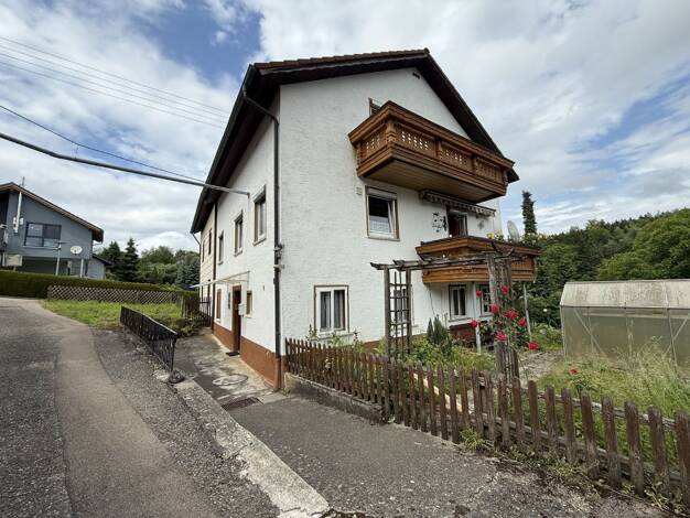 Doppelhaushälfte zum Kauf 279.500 € 7,5 Zimmer 148,9 m² 1.547 m² Grundstück Fachsenfeld / Himmlingsweiler Aalen 73434