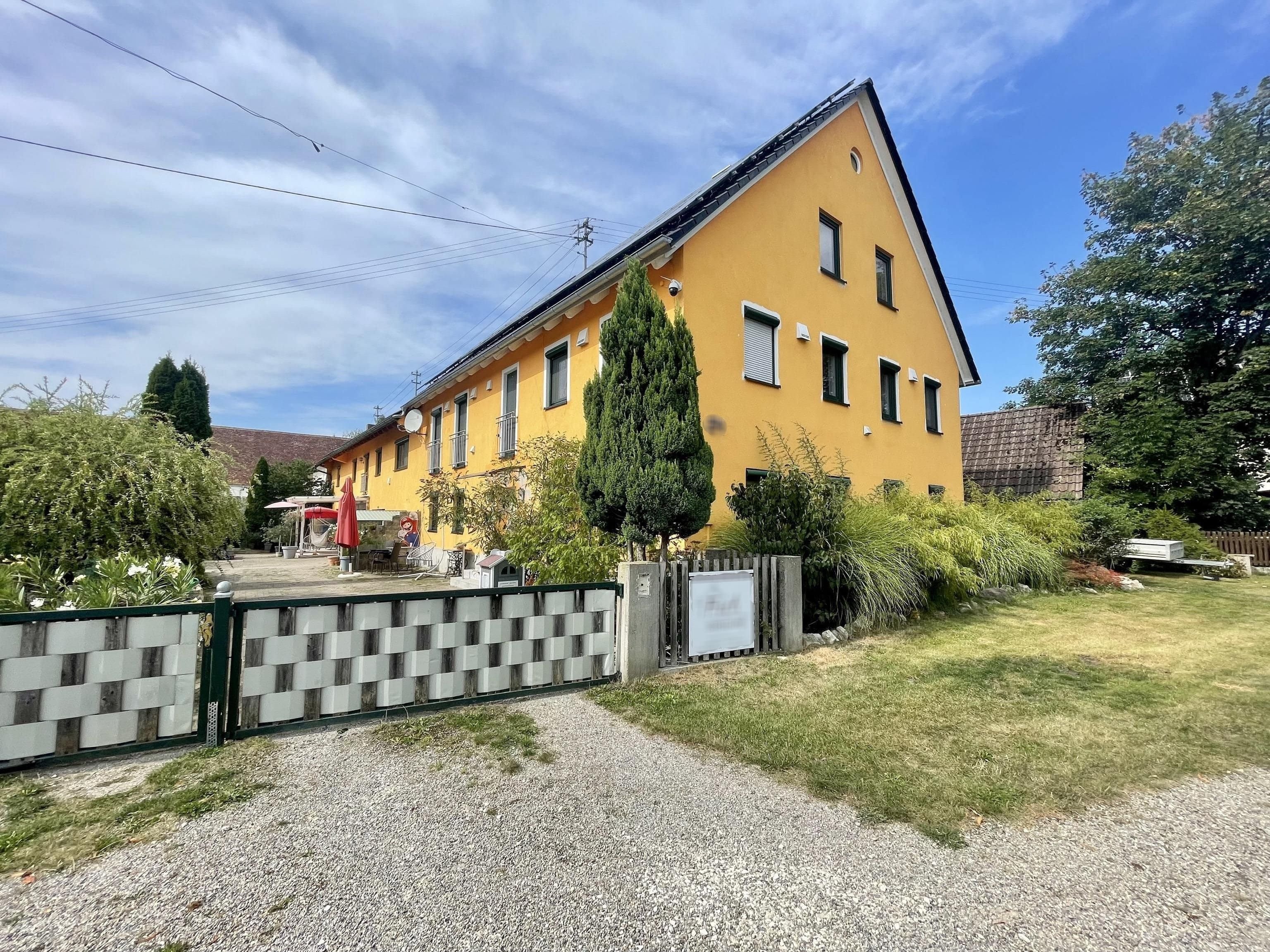 Haus zum Kauf 585.000 € 8 Zimmer 314 m²<br/>Wohnfläche 752 m²<br/>Grundstück Frauenriedhausen Lauingen 89415