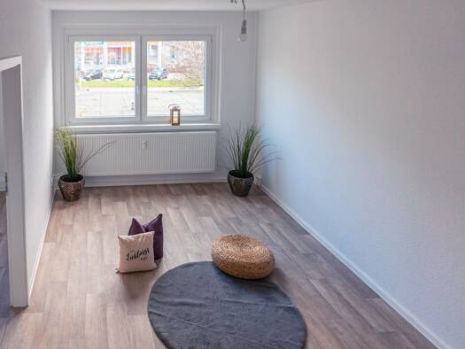 Wohnung zur Miete 280 € 3 Zimmer 53,2 m² 2. Geschoss Leipziger Straße 142 b Borna-Heinersdorf Borna - Heinersdorf 09114