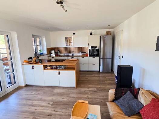 Wohnung zur Miete 1.590 € 3 Zimmer 95 m² Geschoss 1/3 frei ab 01.02.2026 Breitensteinstraße 10 Eben Fischbachau 83730