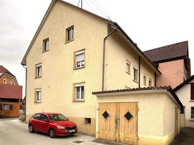 Einfamilienhaus zum Kauf 580.000 € 8 Zimmer 200 m² 1.376 m² Grundstück frei ab sofort Hilzingen 78247