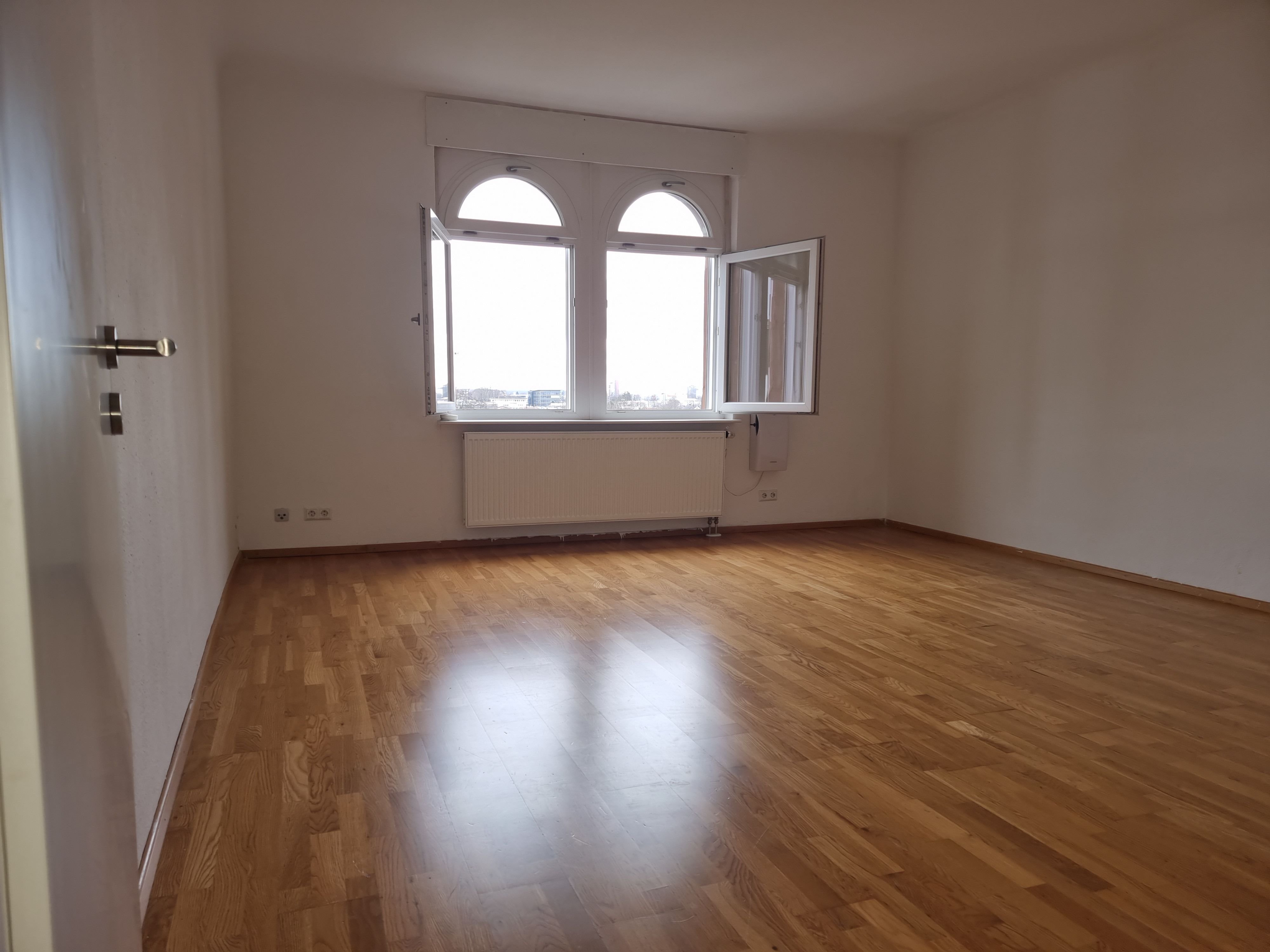 Wohnung zur Miete 1.057 € 3 Zimmer 86 m²<br/>Wohnfläche 3.<br/>Geschoss 01.01.2025<br/>Verfügbarkeit Franz-Volk-Straße 23 B Nordstadt Offenburg 77652