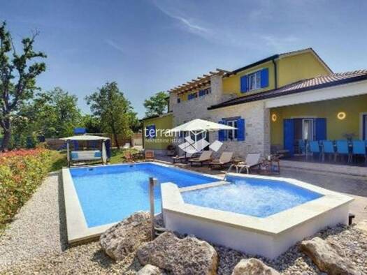 Haus zum Kauf 650.000 € 5 Zimmer 270 m² Svetvinčenat