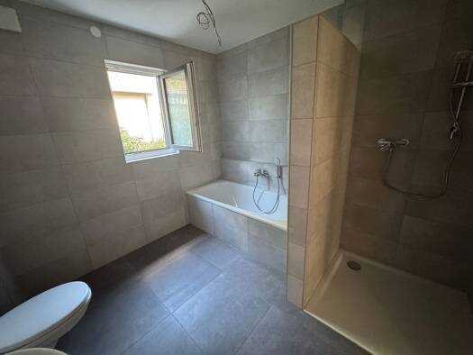 Terrassenwohnung zur Miete - Erstbezug 1.253 € 3 Zimmer 77,3 m² 3 Geschosse frei ab 01.11.2026 Kölner Straße 15 Wetzendorf Nürnberg 90425