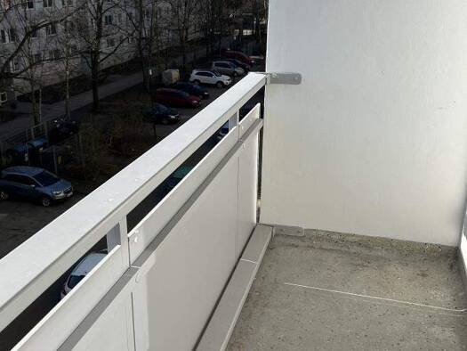 Wohnung zur Miete 400 € 4 Zimmer 71,7 m² 3. Geschoss Friedrich-Fubel-Straße 13 Silberhöhe Halle (Saale) 06132