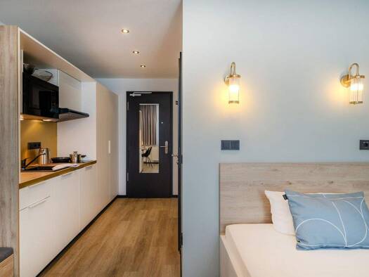 Wohnung zur Miete 779 € 1 Zimmer 20 m² frei ab sofort Pankow Pankow 13187