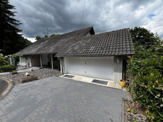 Einfamilienhaus zum Kauf provisionsfrei 1.300.000 € 7 Zimmer 347 m² 2.550 m² Grundstück Steinenbrück Overath 51491