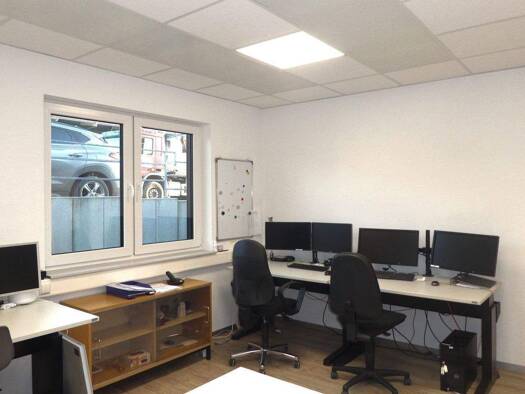 Bürofläche zur Miete 600 € 3 Zimmer 43,5 m² Bürofläche Erlenbach Erbach 64711