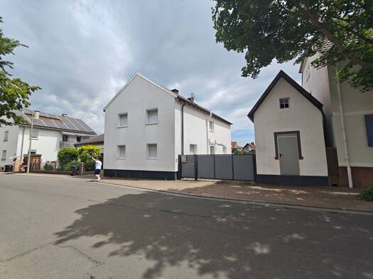 Einfamilienhaus zum Kauf 600.000 € 6 Zimmer 150 m² 280 m² Grundstück frei ab sofort Heiligensteiner Straße 40 Heiligenstein Römerberg 67354