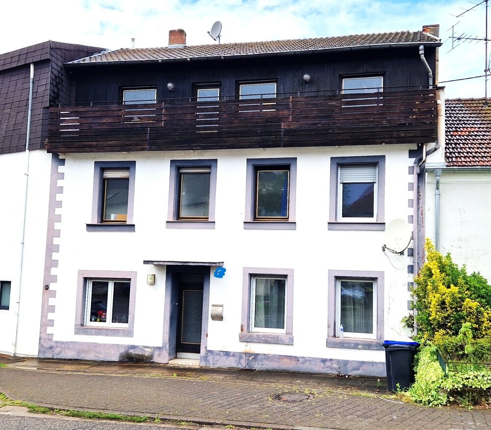 Reihenmittelhaus zum Kauf 95.000 € 5 Zimmer 135 m²<br/>Wohnfläche 93 m²<br/>Grundstück Haustadt Beckingen 66701