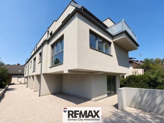 Reihenmittelhaus zum Kauf - Erstbezug 1.790.000 € 18 Zimmer 387 m² 488 m² Grundstück Simmering 1110