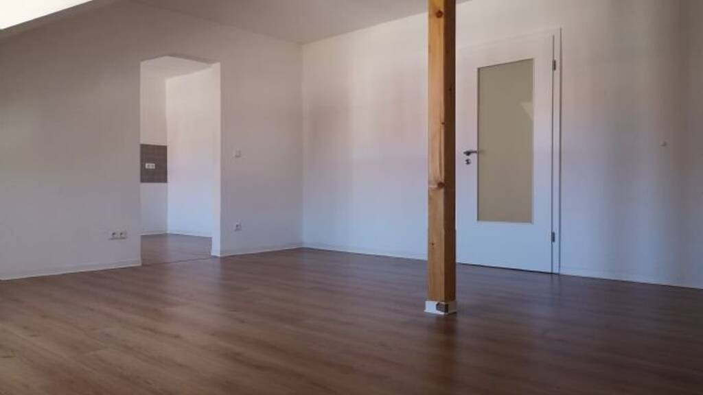 WG-Zimmer zur Miete 560 € 3 Zimmer 84 m² 2. Geschoss frei ab sofort Julius-Kühn-Platz 10 Pulsnitz 01896