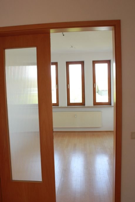 Wohnung zur Miete 936 € 4 Zimmer 104 m²<br/>Wohnfläche 1.<br/>Geschoss ab sofort<br/>Verfügbarkeit Ihringshausen Fuldatal 34233