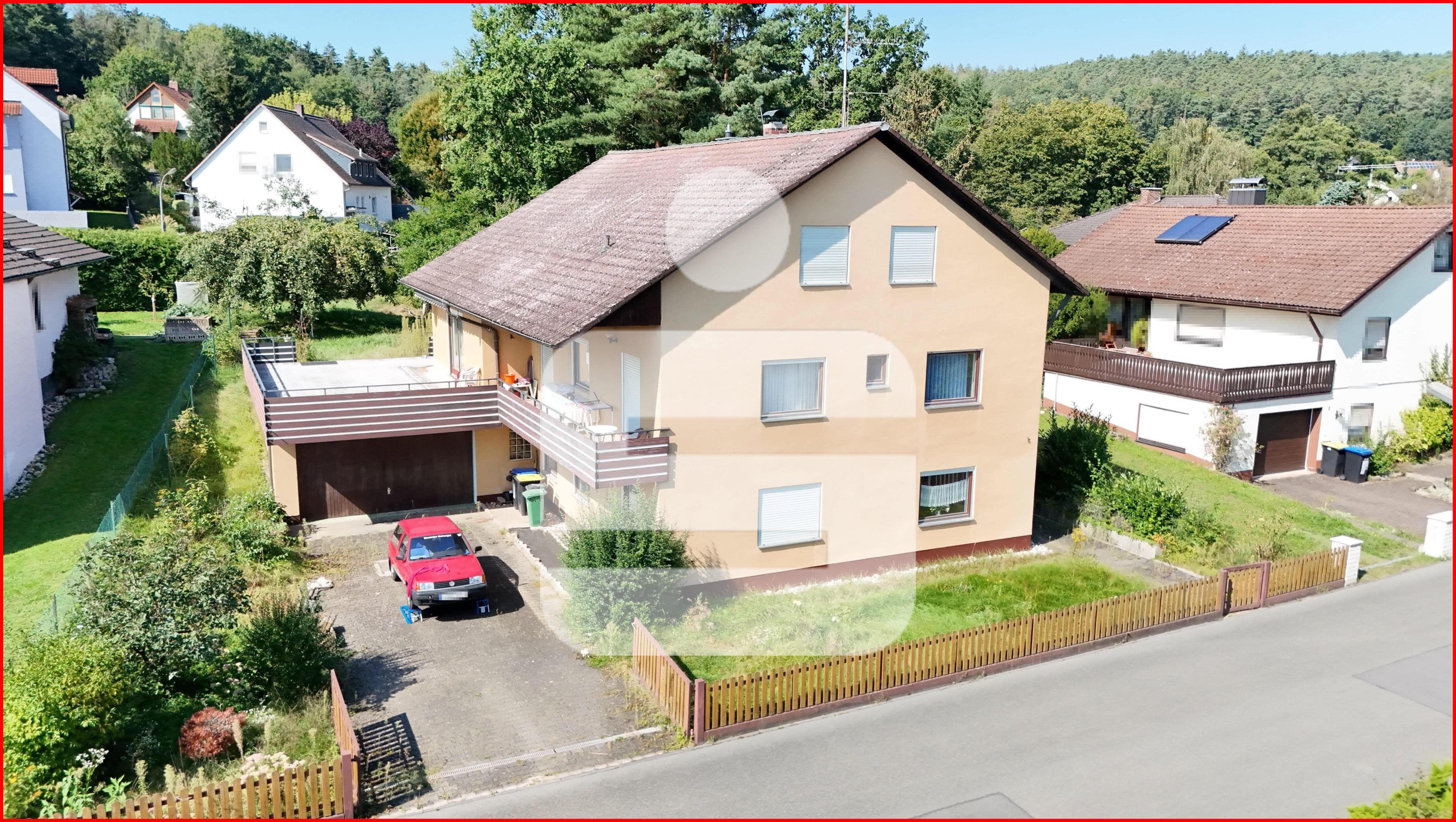 Einfamilienhaus zum Kauf 649.000 € 8 Zimmer 208 m²<br/>Wohnfläche 1.055 m²<br/>Grundstück ab sofort<br/>Verfügbarkeit Buckenhofen Forchheim 91301