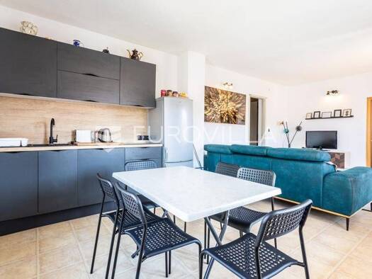 Wohnung zum Kauf 350.000 € 4 Zimmer 125 m² 2. Geschoss Stari Grad Stari Grad