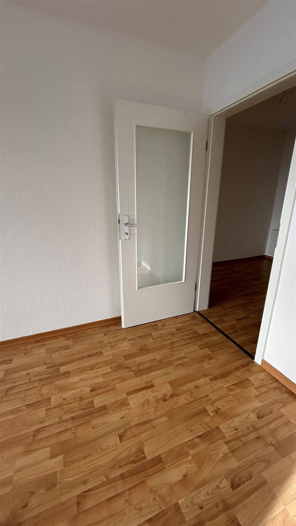 2-Raum-Wohnung mit Loggia am Küchwaldrand !! – Arthur-Brettschneider-Straße 15, 9113 Chemnitz – Vorschaubild 7