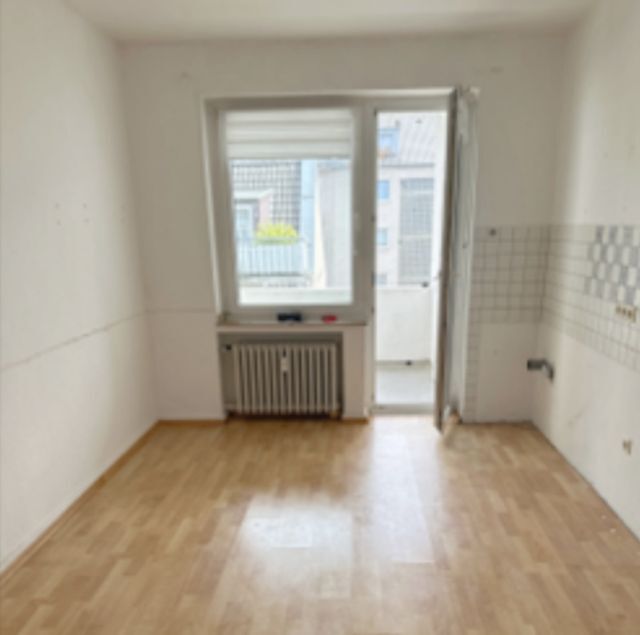 Wohnung zur Miete 785 € 2 Zimmer 67 m²<br/>Wohnfläche 2.<br/>Geschoss ab sofort<br/>Verfügbarkeit Gerresheim Düsseldorf 40625