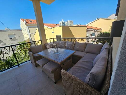 Wohnung zur Miete 1.000 € 4 Zimmer 70 m² Geschoss 2/3 Crikvenica Crikvenica 51260