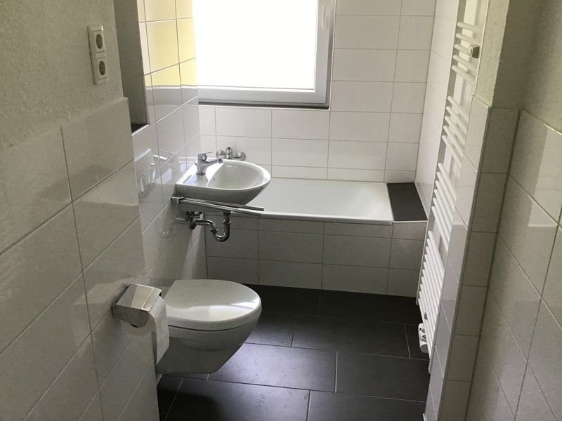 Wohnung zur Miete 601 € 3 Zimmer 68,6 m²<br/>Wohnfläche 2.<br/>Geschoss 08.03.2025<br/>Verfügbarkeit Schulstraße 49 Wermigsen  /  Wiesengrund Iserlohn 58636