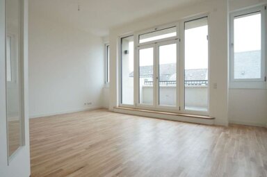 Wohnung zur Miete 900 € 4 Zimmer 100 m² Martin-Luther-Straße Kernstadt Biberach an der Riß 88400