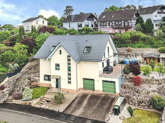 Einfamilienhaus zum Kauf 549.000 € 7 Zimmer 219,8 m² 758 m² Grundstück frei ab sofort Bürgeln Cölbe 35091