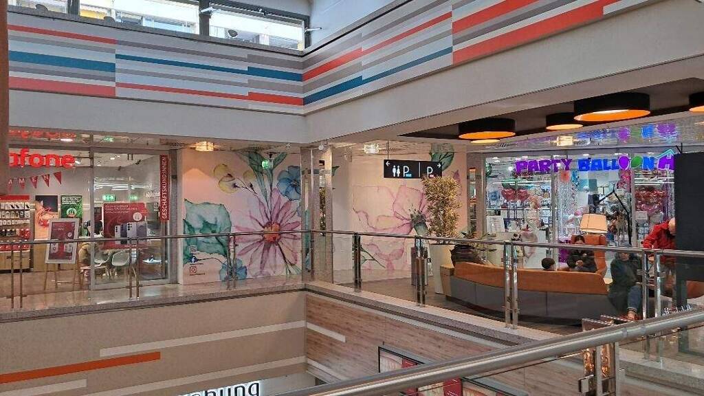 Laden zur Miete 5.000 € 1 Zimmer 138 m² Verkaufsfläche Eltingen Leonberg 71229