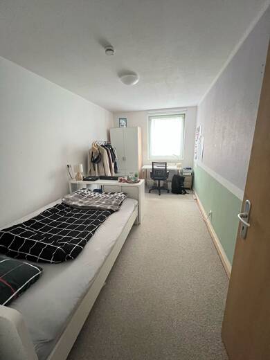 Wohnung zur Miete 200 € 1 Zimmer 15 m² Geschoss 4/5 frei ab sofort Jena - Süd Jena 07745