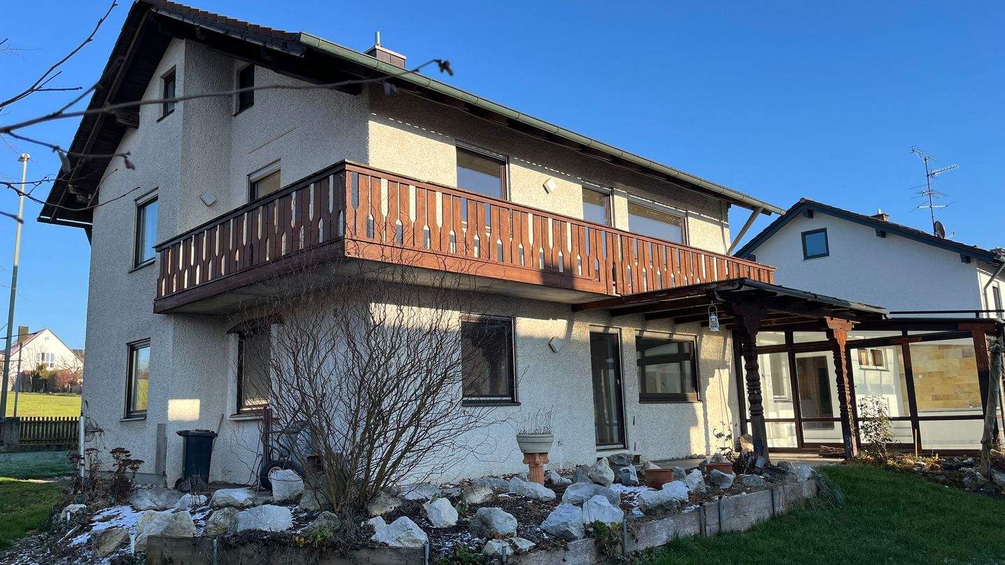 Immobilie in Mauern - Großzügiges EFH mit eingewachsenem Garten in schöner, ruhiger Lage - Bild 0