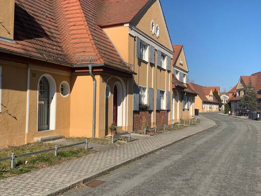 Reihenendhaus zur Miete 750 € 3 Zimmer 75,5 m² 250 m² Grundstück frei ab sofort Carl-von-Ossietzky-Str. 28 Zschornewitz Gräfenhainichen 06772