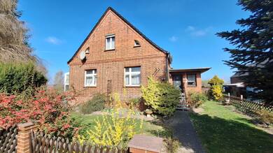 Haus zum Kauf 160.000 € 4 Zimmer 134,3 m² 872 m² Grundstück frei ab sofort Groß Warnow Karstädt 19357