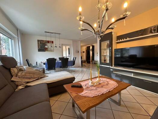 Wohnung zum Kauf 240.000 € 4,5 Zimmer 112 m² 2. Geschoss Schönenbach Furtwangen im Schwarzwald 78120