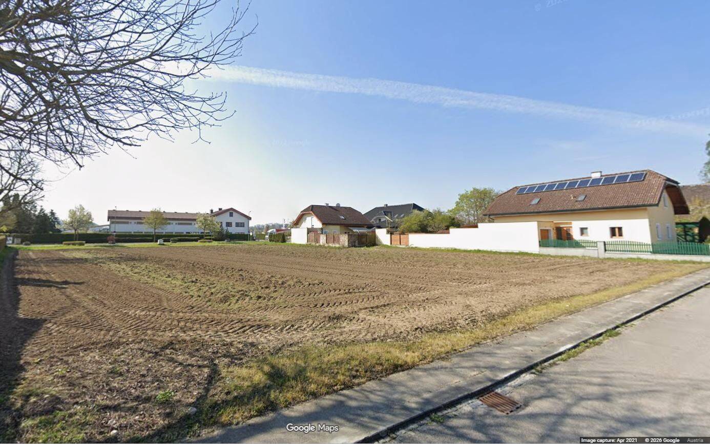 Grundstück zum Kauf - More