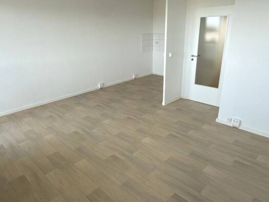 Wohnung zur Miete 413 € 3 Zimmer 61,1 m² 10. Geschoss Jakob-Kaiser-Ring 5 Roter Berg Erfurt 99087