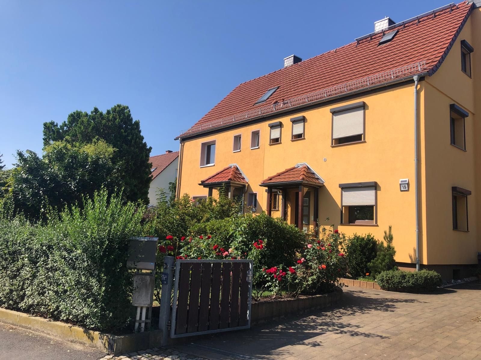 Doppelhaushälfte zum Kauf 520.000 € 4 Zimmer 122 m²<br/>Wohnfläche 690 m²<br/>Grundstück ab sofort<br/>Verfügbarkeit Rähnitz Dresden 01109