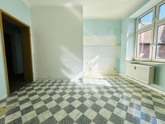 Wohnung zur Miete 370 € 2 Zimmer 61,7 m² 2. Geschoss Klughardtstraße 6 Innenstadt Dessau 06842
