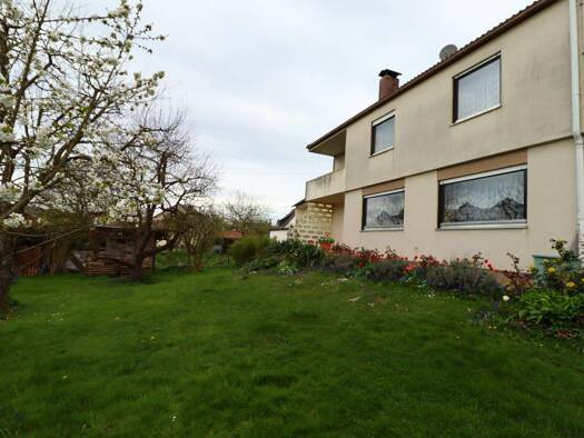 Einfamilienhaus zum Kauf 529.000 € 7,5 Zimmer 214 m² 1.000 m² Grundstück frei ab sofort Dinkelscherben 86424