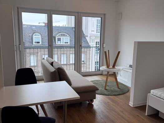 Studio zur Miete 580 € 1 Zimmer 28,6 m² 4. Geschoss frei ab sofort Schwabacher Straße 122 Südstadt Fürth 90763