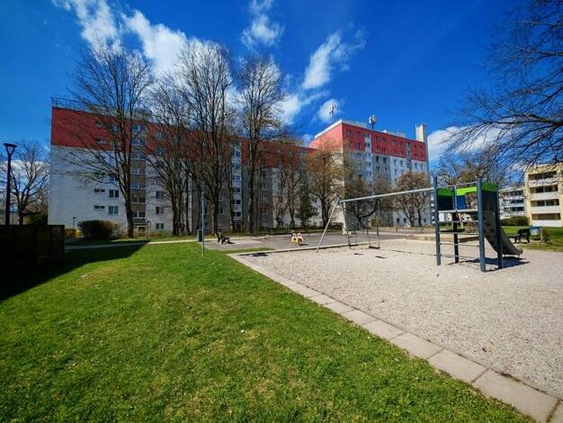 Wohnung zur Miete 1.097 € 4 Zimmer 85,7 m² 3. Geschoss frei ab 21.04.2026 Am Ziegelanger 18 Landsberg 86899