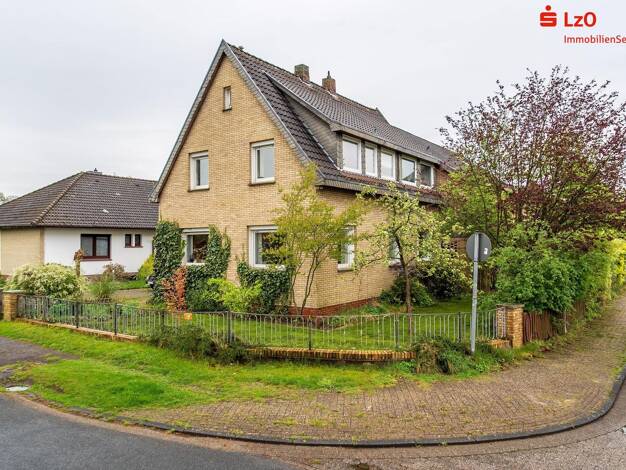 Einfamilienhaus zum Kauf 475.000 € 6 Zimmer 253 m² 682 m² Grundstück Oldenburg 26127