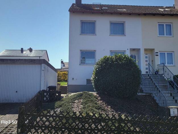 Doppelhaushälfte zum Kauf provisionsfrei 280.000 € 6 Zimmer 118 m² 369 m² Grundstück Von Steinaustraße 4 Euerbach Euerbach 97502
