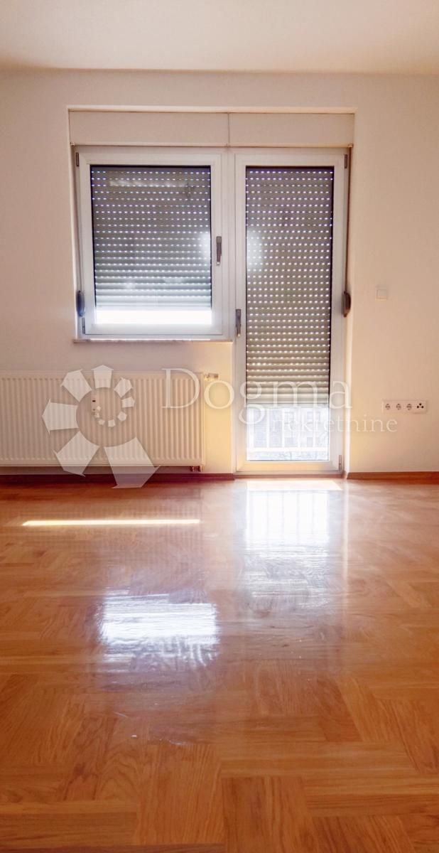 Wohnung zum Kauf 256.648 € 3 Zimmer 111 m²<br/>Wohnfläche 2.<br/>Geschoss Spansko 10000