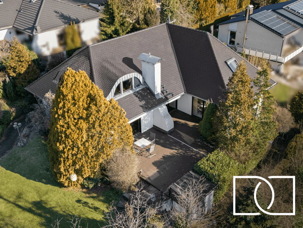 Villa zum Kauf 879.000 € 9 Zimmer 308 m² 1.057 m² Grundstück Bronnamberg Zirndorf 90513