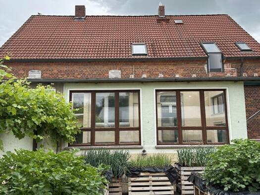 Einfamilienhaus zum Kauf 249.000 € 7 Zimmer 215 m² 7.231 m² Grundstück Wulfen Osternienburger Land 06386